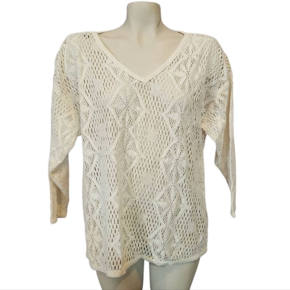 My Michelle Cream‎ V-Neck Sweater Size Small